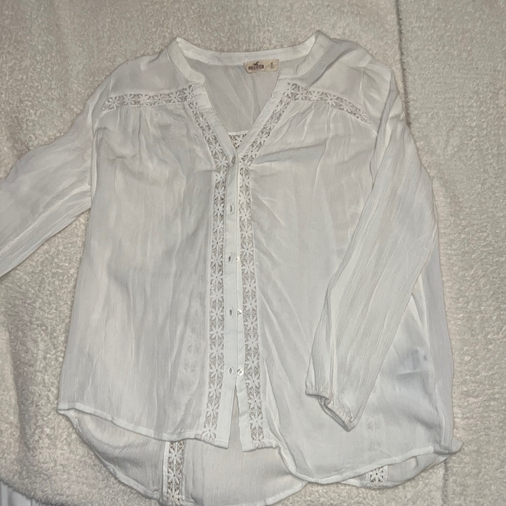 Flowy button up top
